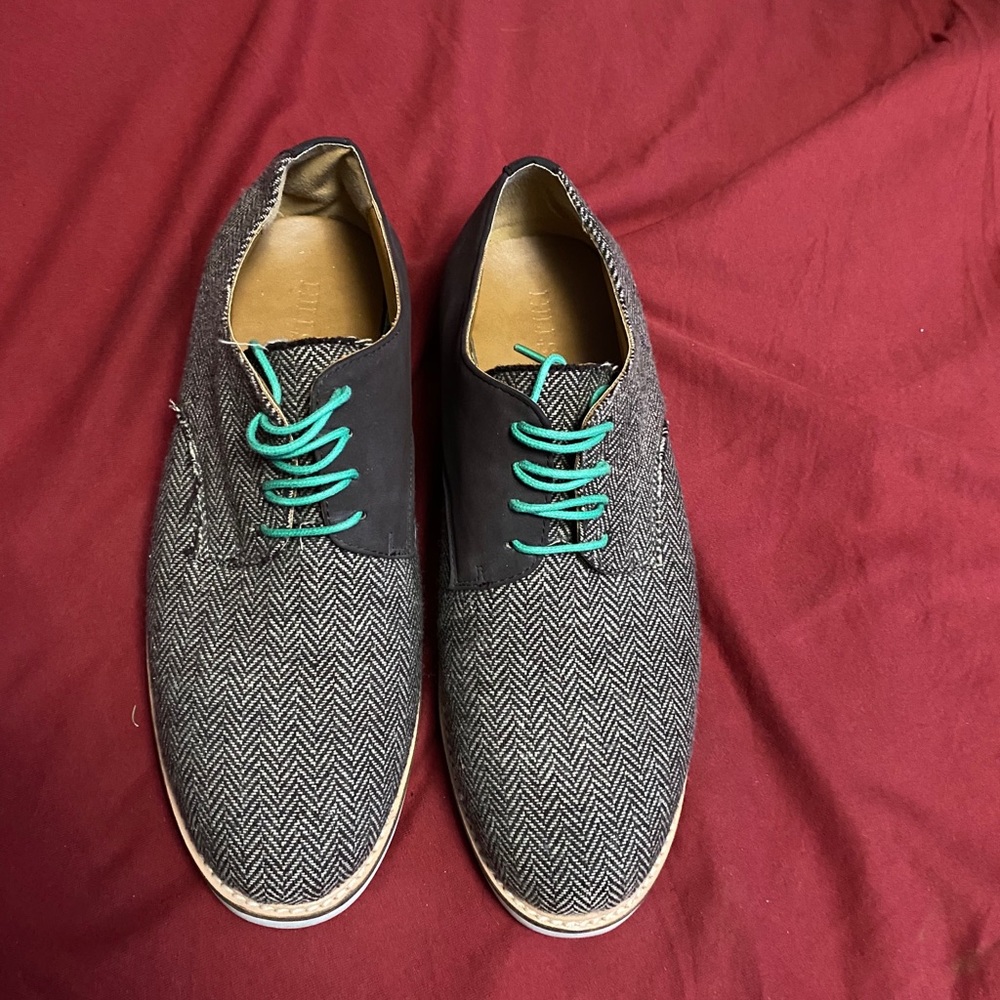 Hilllsboro dress shoes. Good condition.